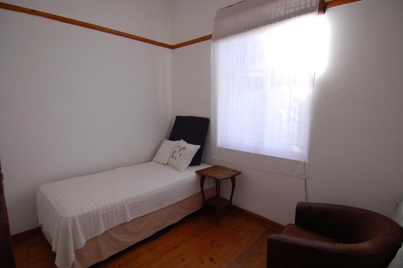To Let 2 Bedroom Property for Rent in Bantry Bay Western Cape